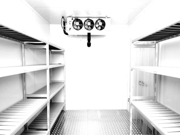realizzazioni-retail-equipment-018